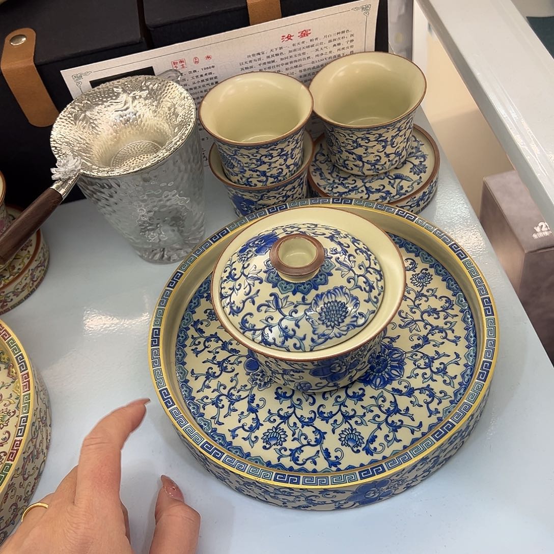 盖碗很漂亮我很喜欢