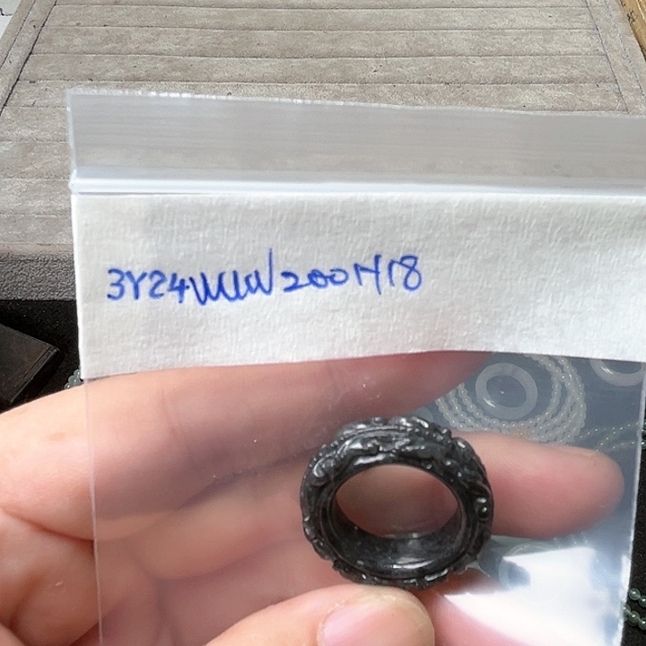 定制翡翠未镶嵌圈口18