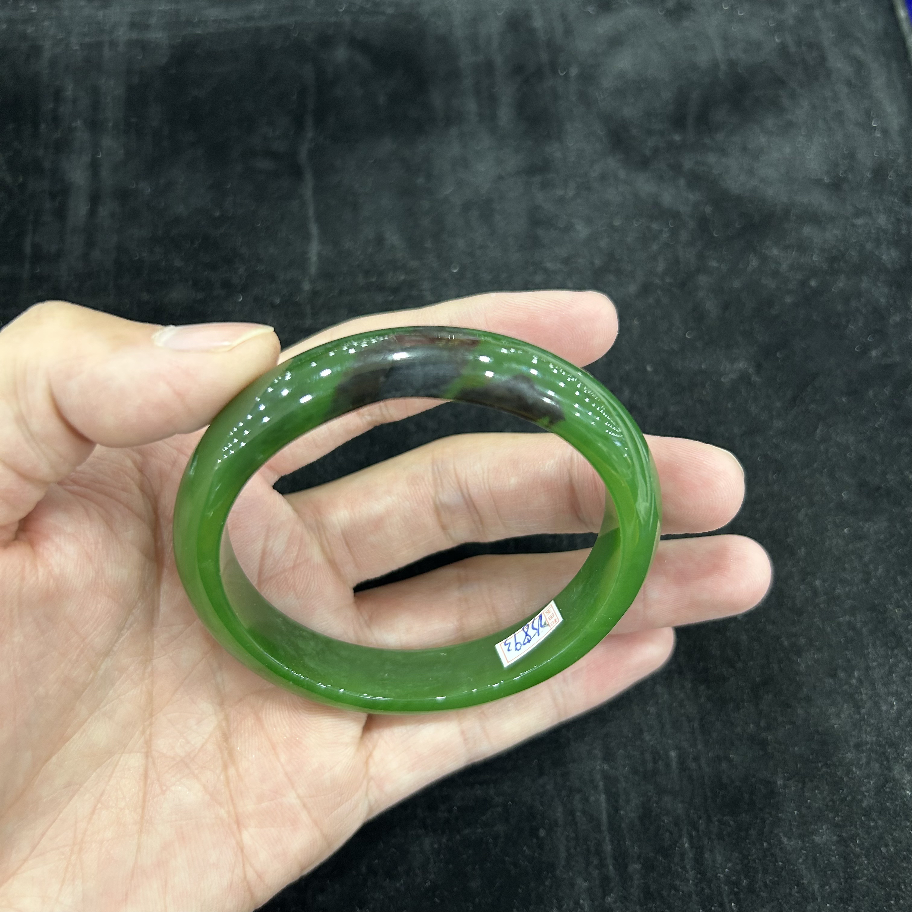 内径59.5碧玉手镯和田玉阳绿老料聚红皮七号矿玉石手镯子正装满绿