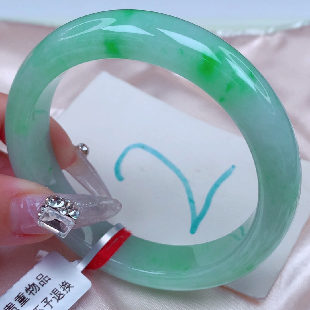 翡翠手镯未镶嵌天然缅甸翡翠A货手镯