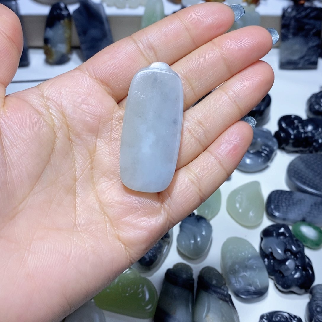 和田玉未镶嵌挂件