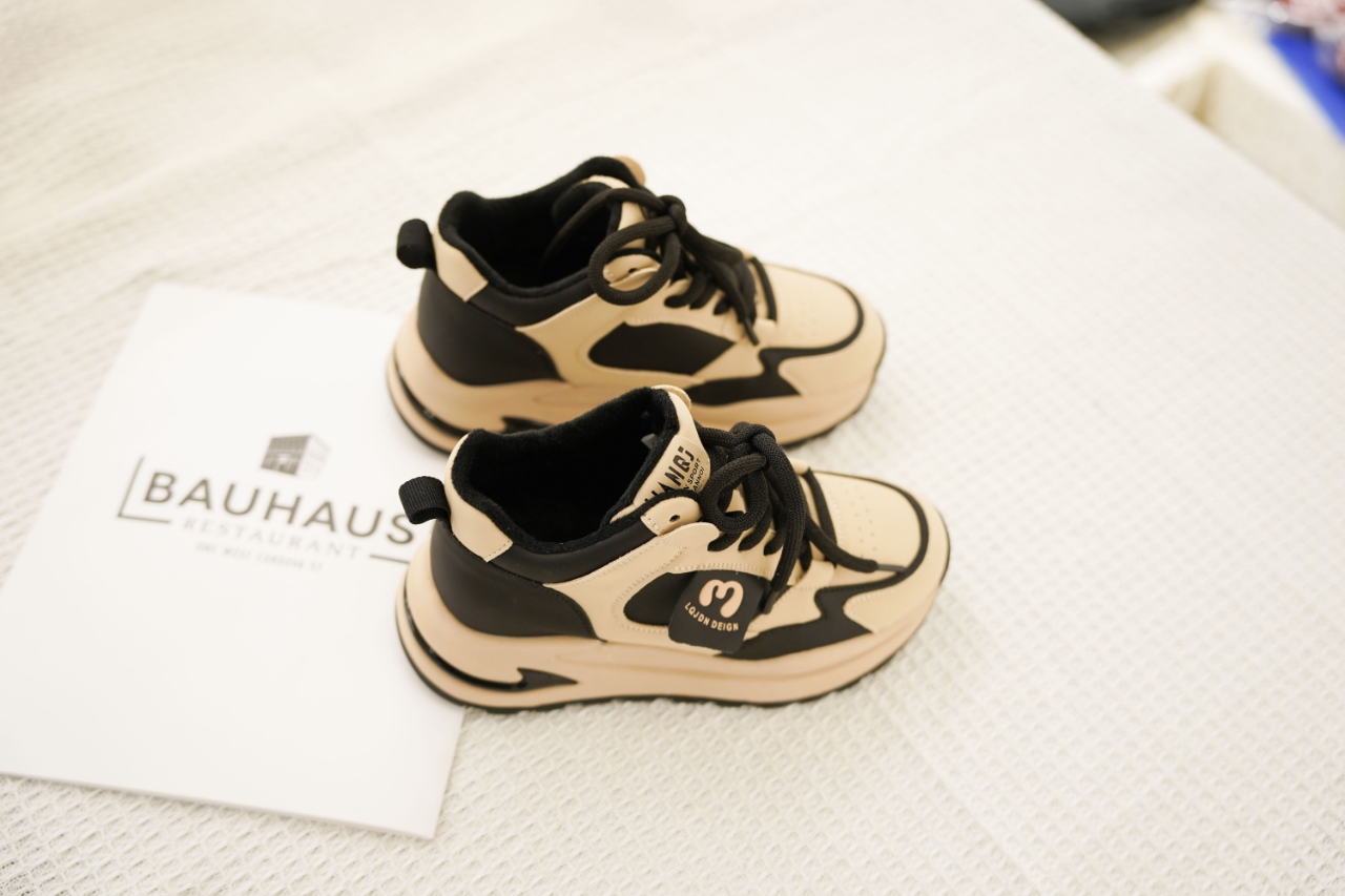 牛皮高帮老爹鞋女秋冬2024年新款舒适加绒休闲