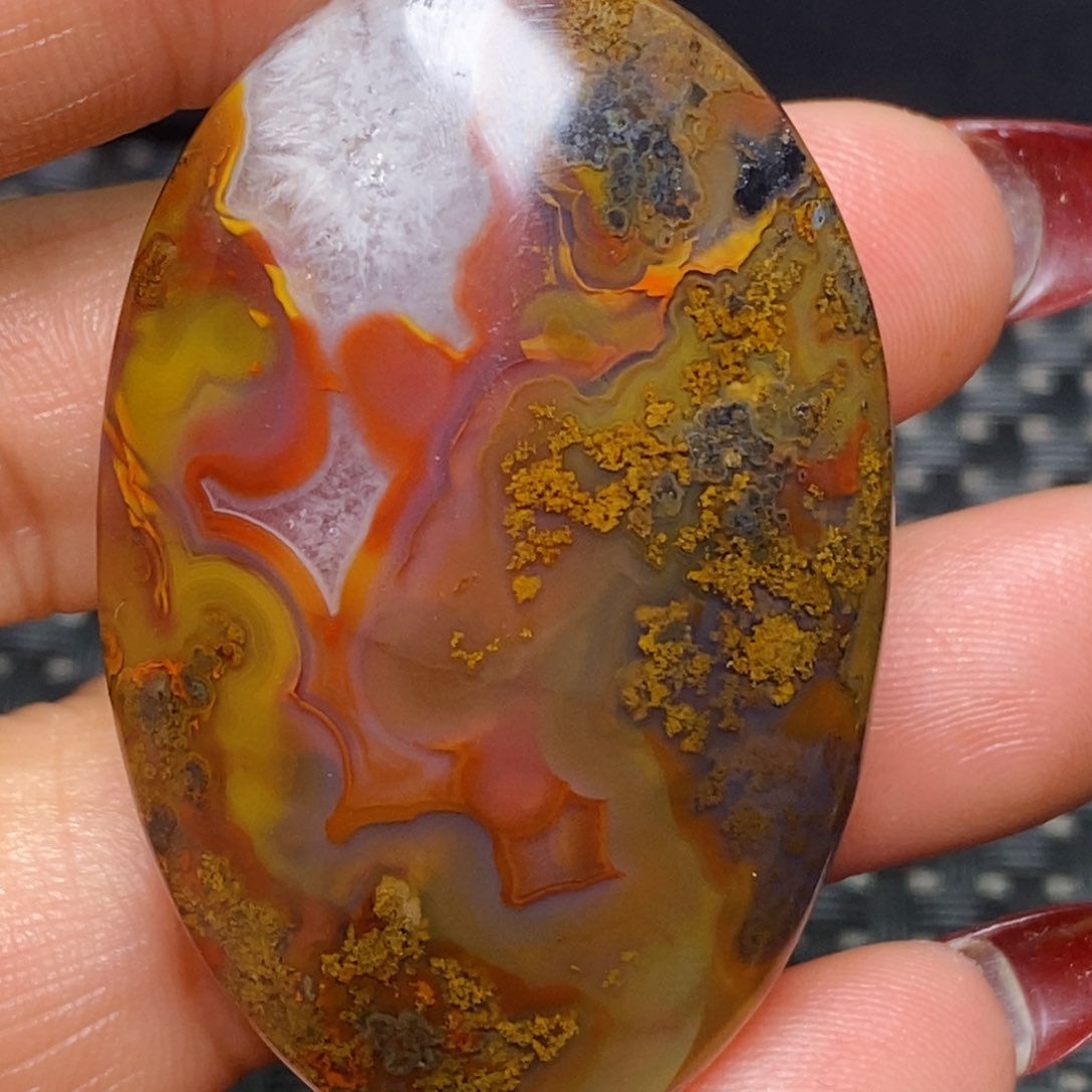 玛瑙/玉髓吊坠(不含链)未镶嵌月****》