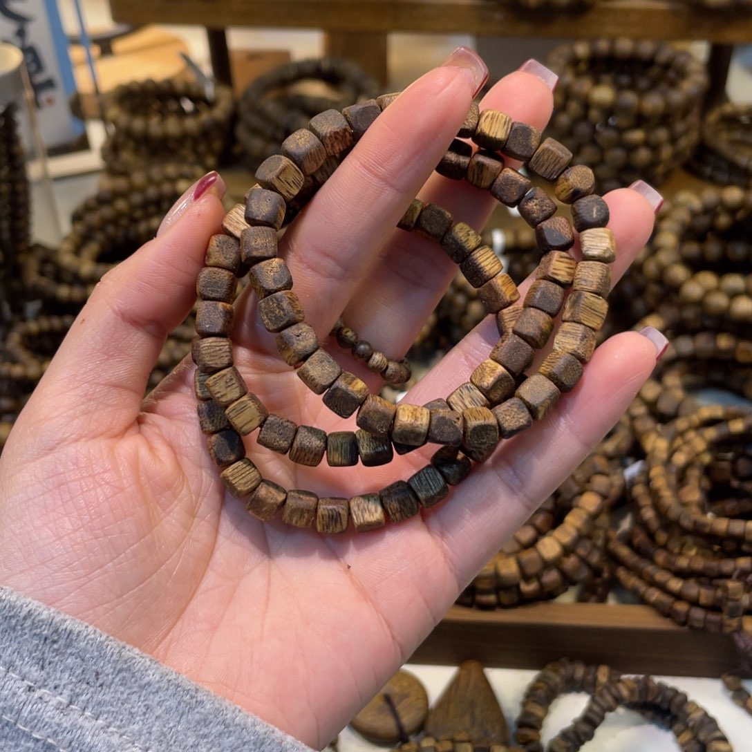 沉香卡6方糖单圈3-4克