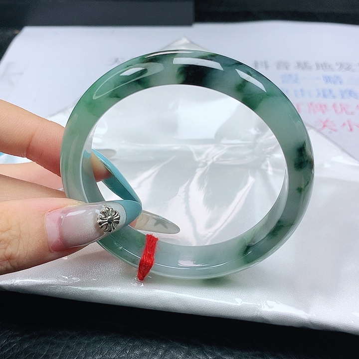 翡翠手镯未镶嵌翡翠56.7飘深色墨绿花正圈