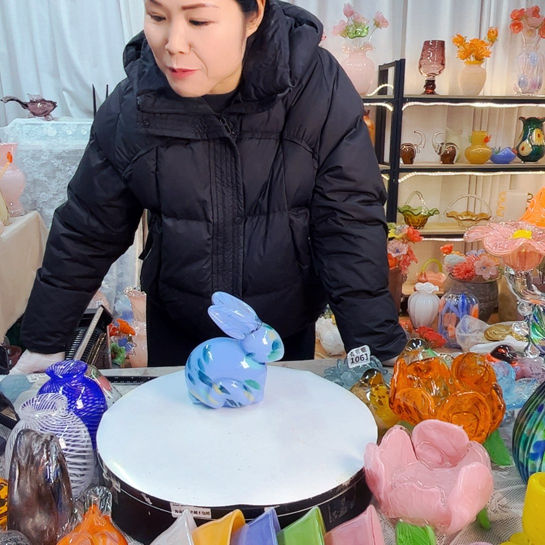 兔子家悦美居琉璃工艺品