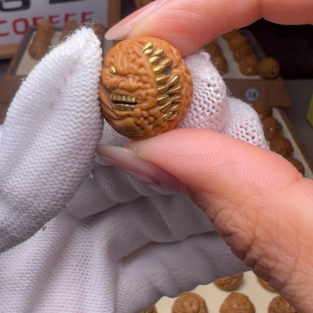 把件猴头核桃镶嵌款吞噬小丑全品有正常封口线