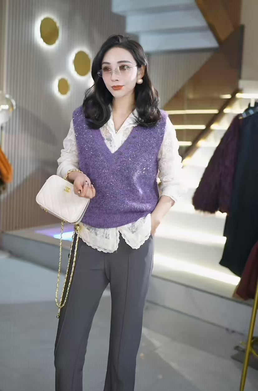 气质时尚显瘦无袖百搭亮片深V领亮片短款女士马甲68W780998