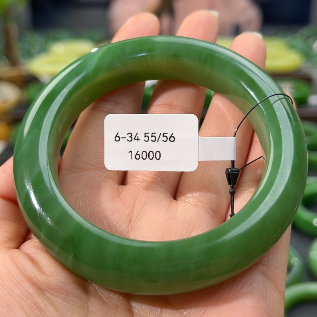 和田玉（碧玉）手镯未镶嵌