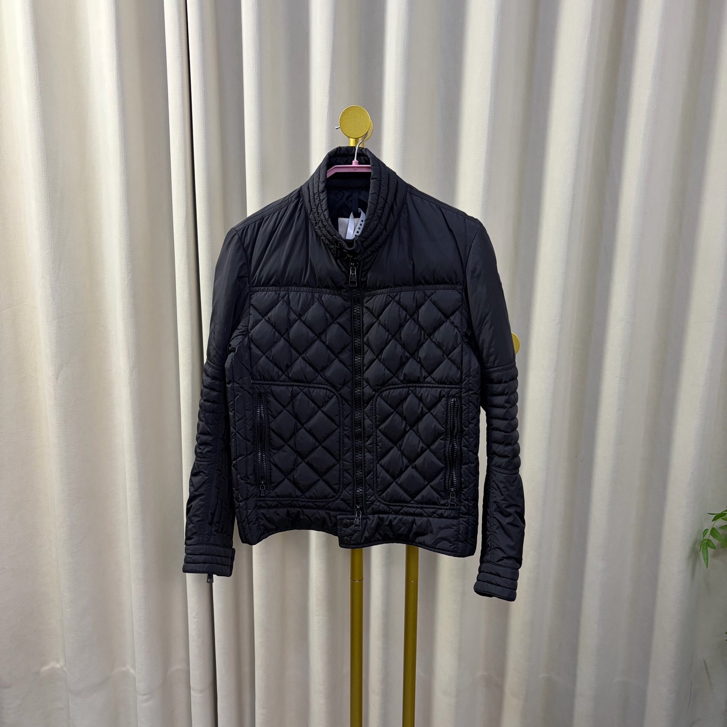99新 MONCLER 黑色菱格羽绒服 1码 99新