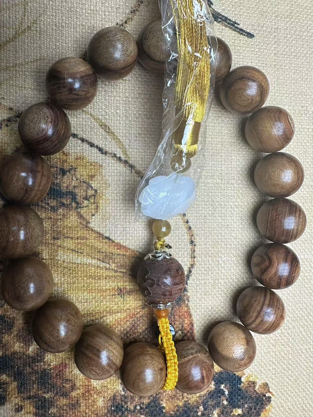 1389-成品木质手串