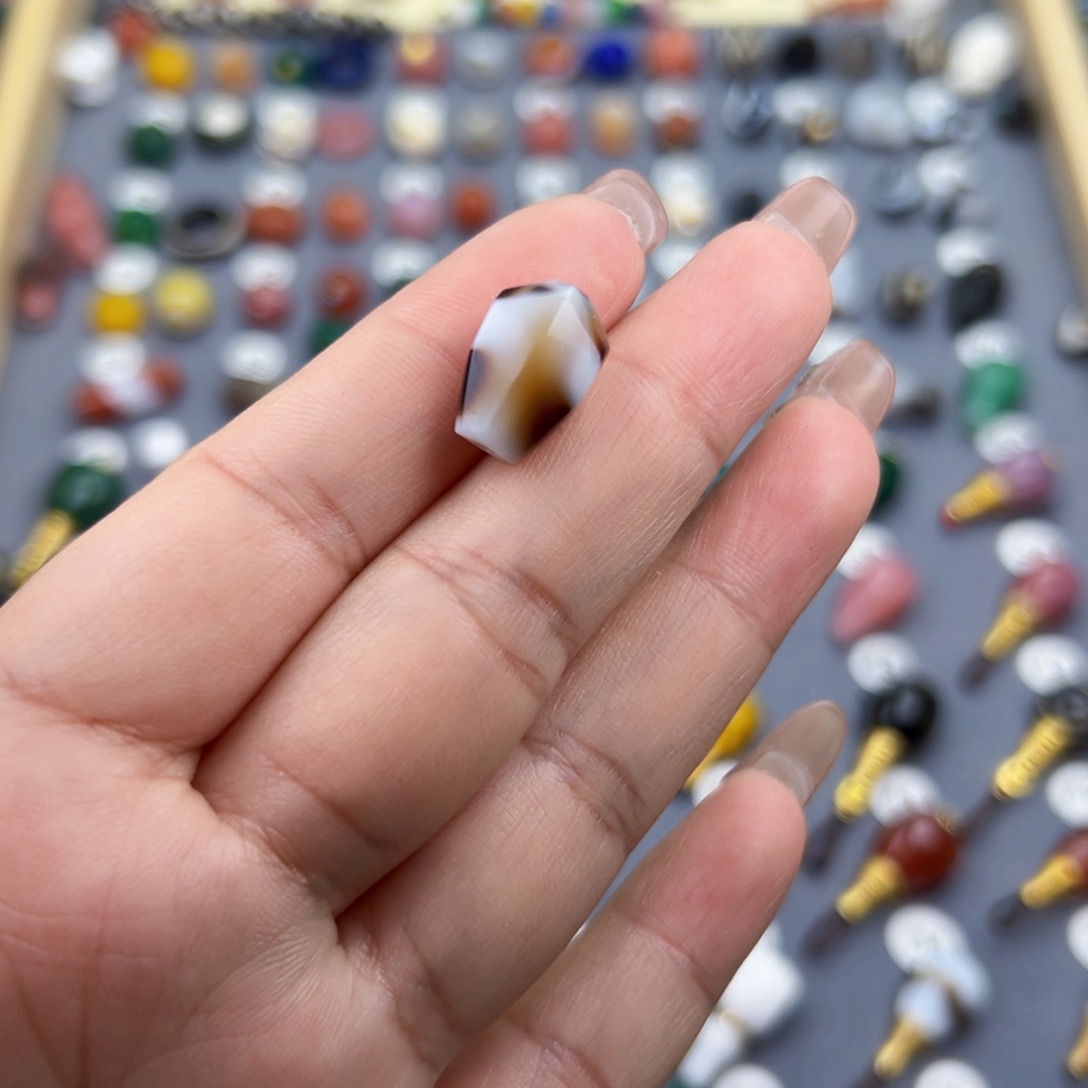 玛瑙/玉髓饰品未镶嵌