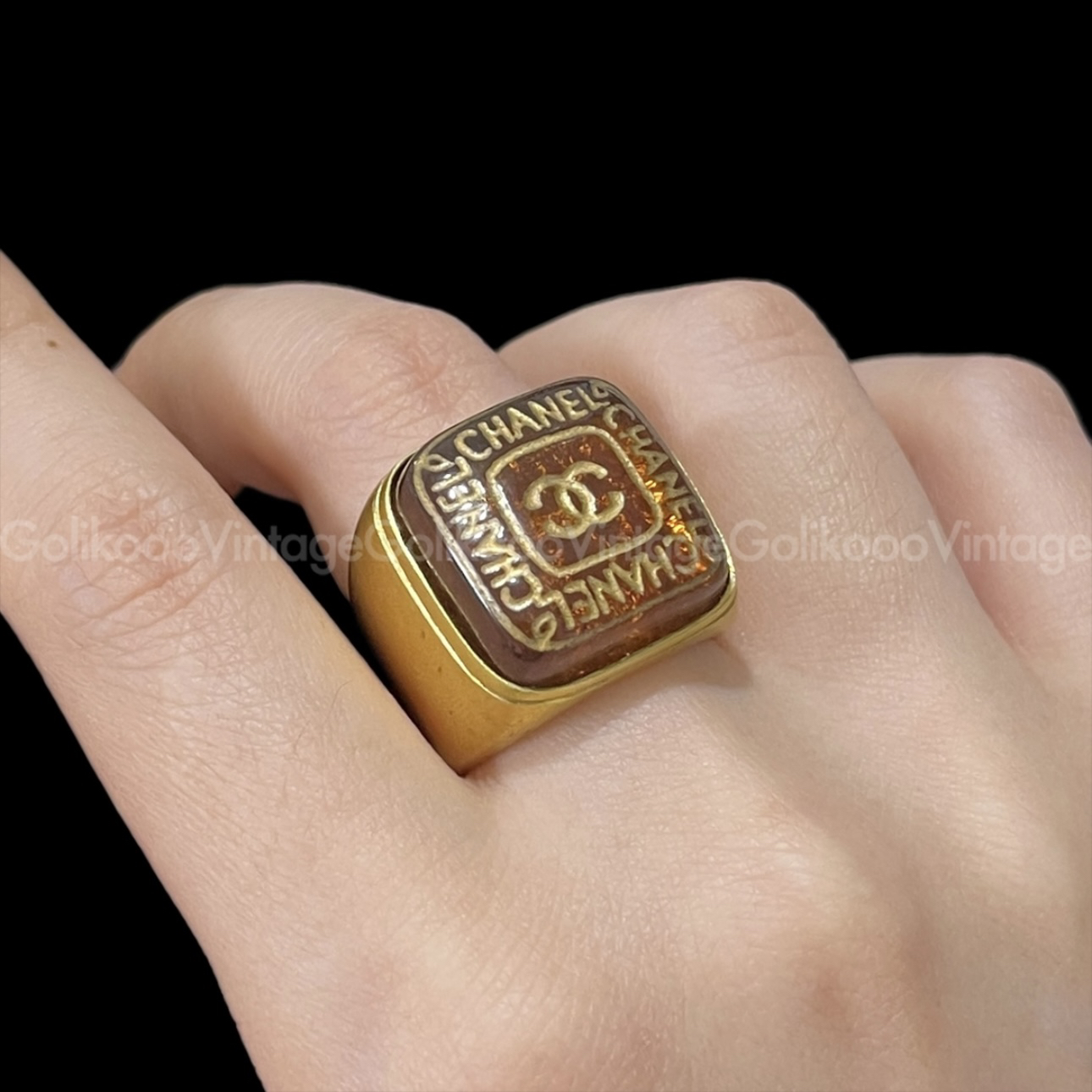 95新 Chanel/香奈儿 99年金色复古印章琉璃戒指 RB2502033 