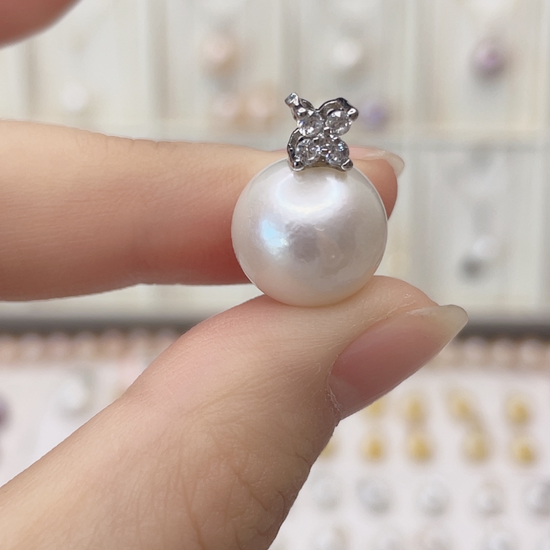 淡水珍珠吊坠(赠链)合金