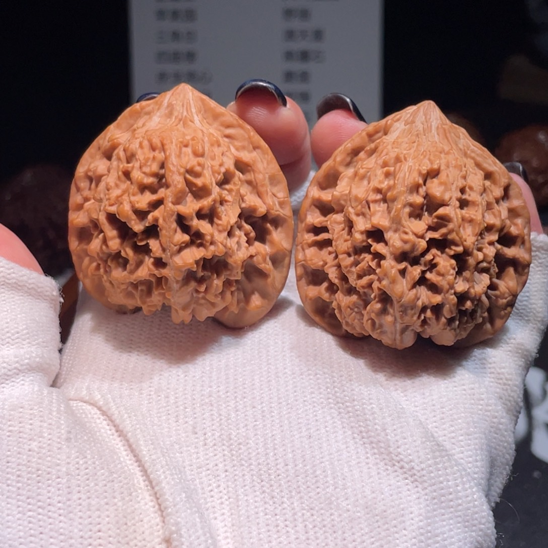 文玩核桃吊坠41.38满天星2003