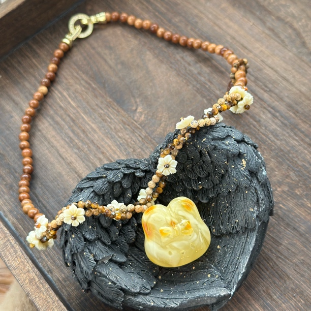 蜜蜡兔头库克花花项链