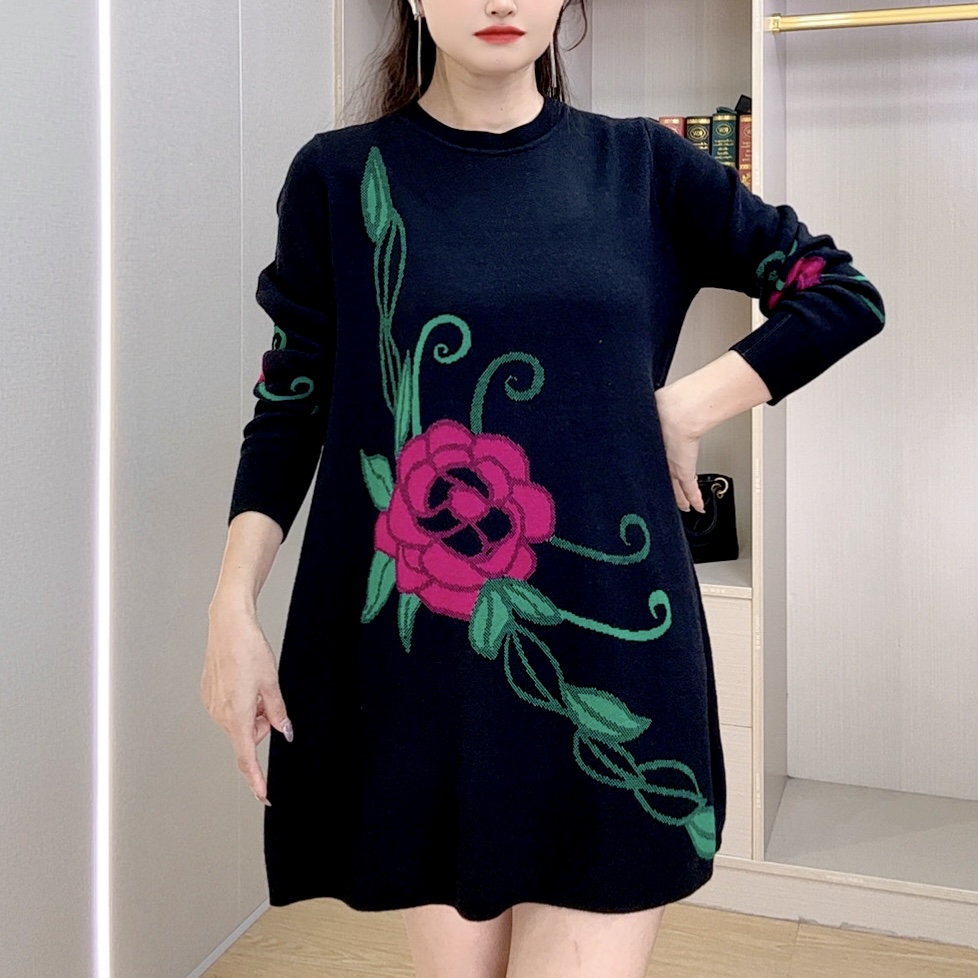 【552】秋冬新款时尚妈妈装洋气减龄连衣裙打底外穿毛衣女连衣裙