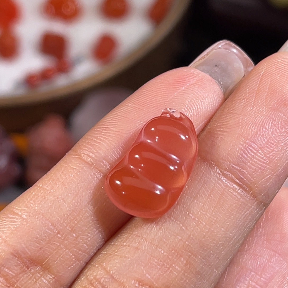 南红玛瑙福豆 9.8x5.4mm未镶嵌不换退
