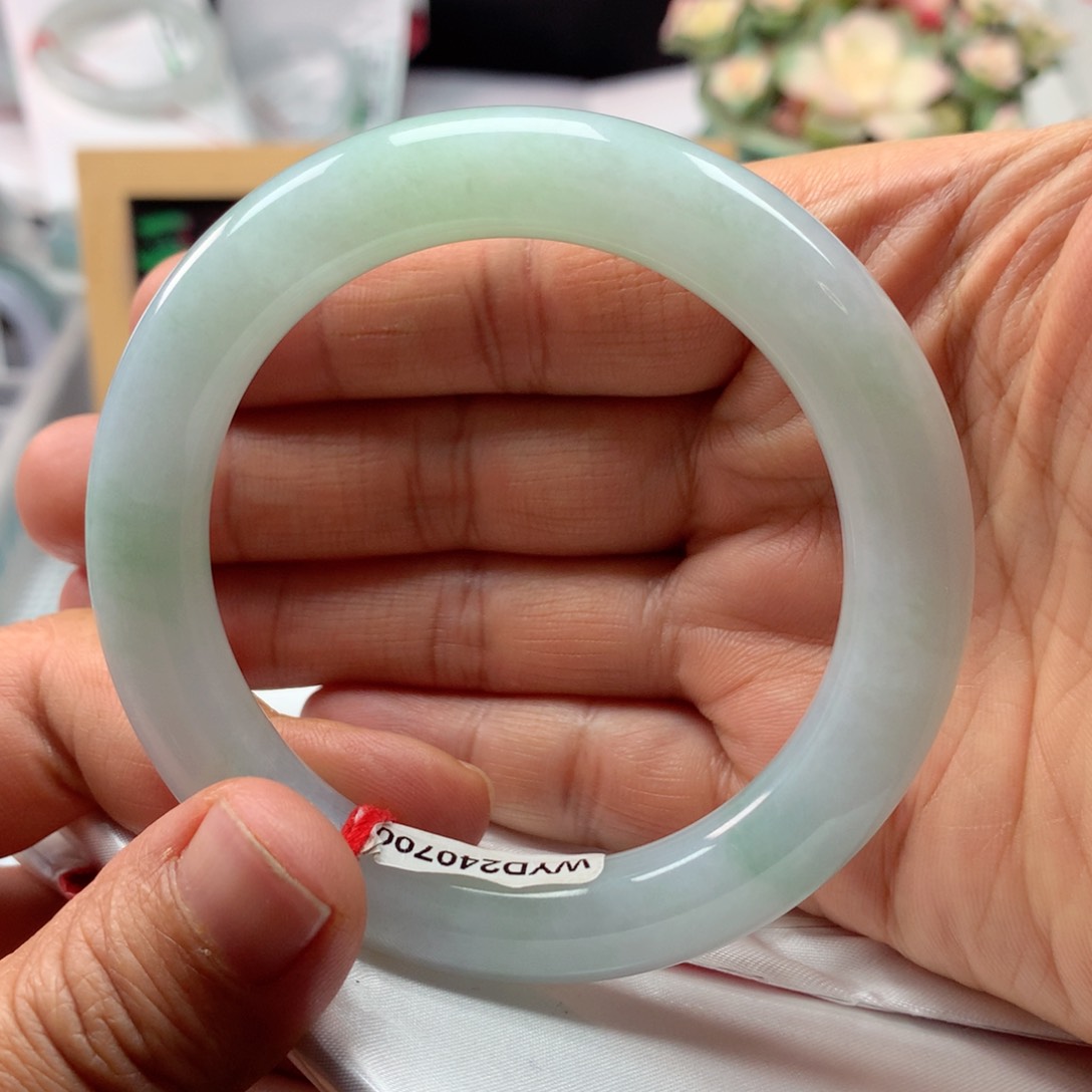 翡翠手镯未镶嵌9号