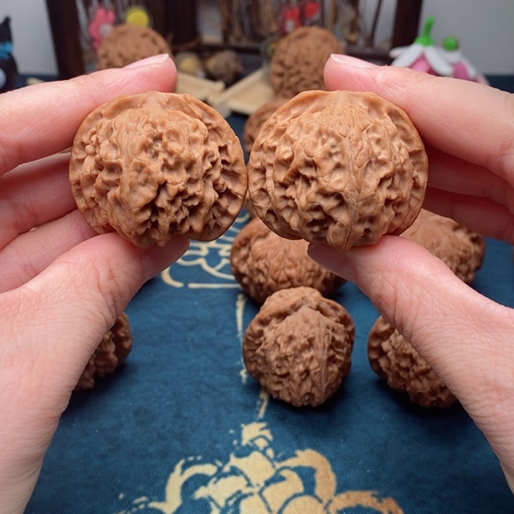 文玩核桃把件苹果园39