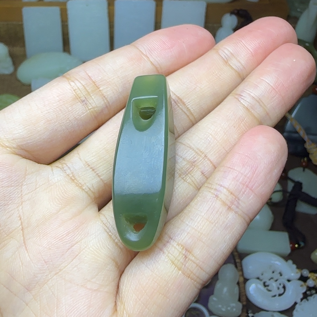 和田玉未镶嵌挂件