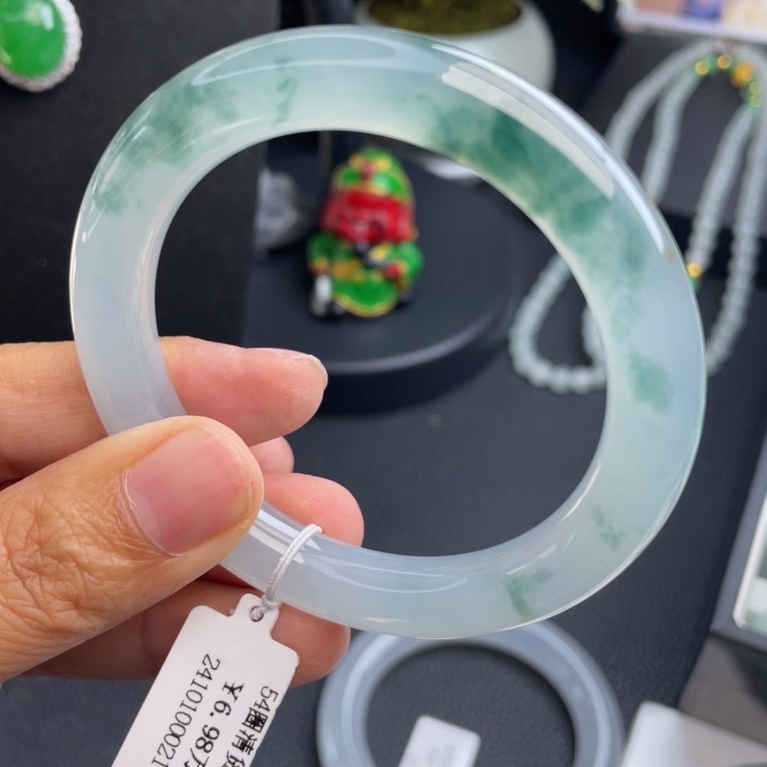 翡翠未镶嵌手镯54圆条高冰飘花
