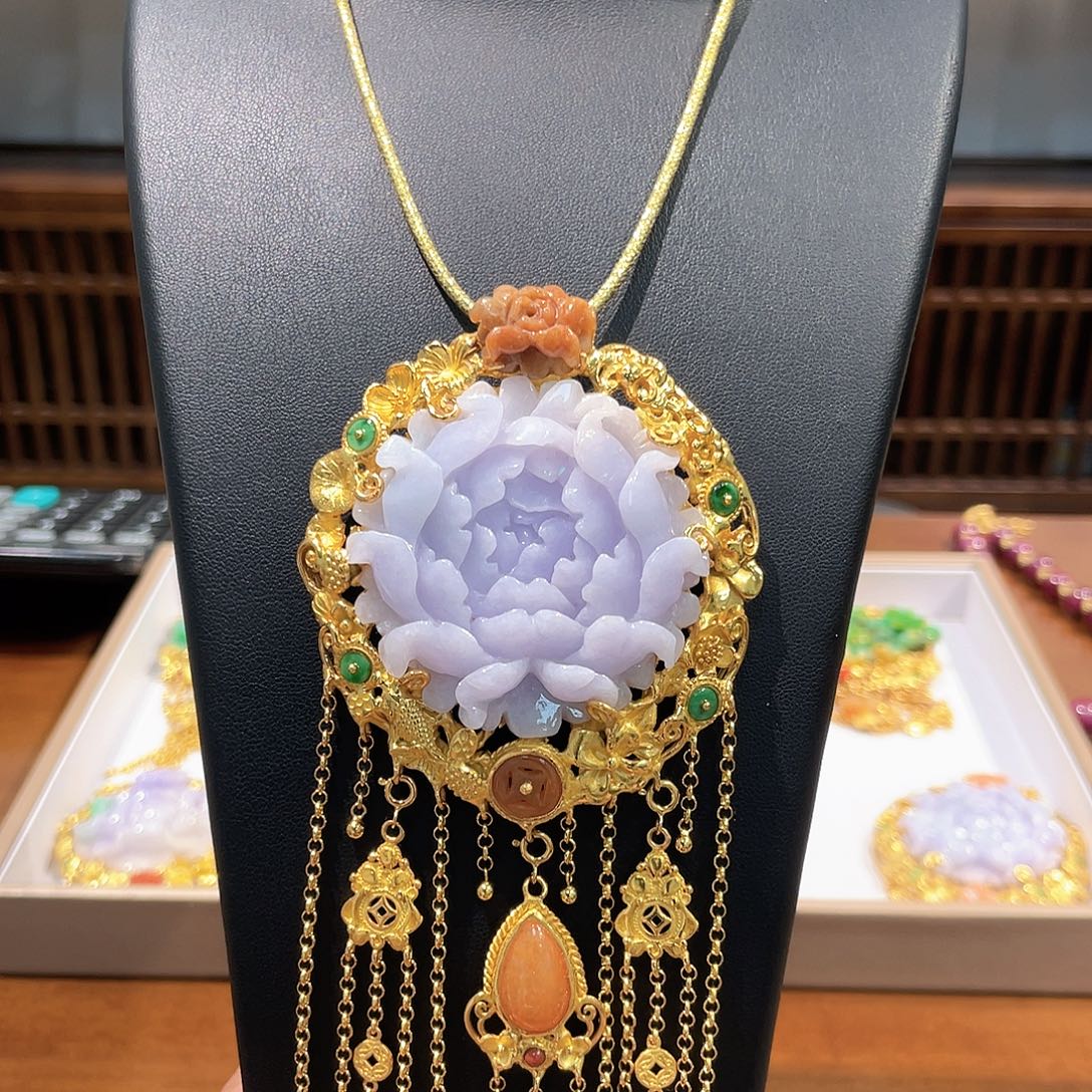 锦纶铁合金吊坠吊坠