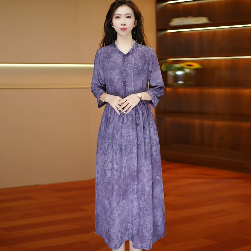 爆款小众妈妈中长款简约韩版2025大码收腰遮肉显瘦轻奢过膝连衣裙