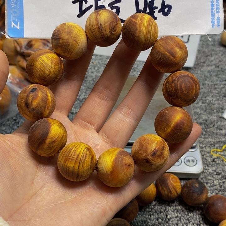 柏木（崖柏）瑕疵118