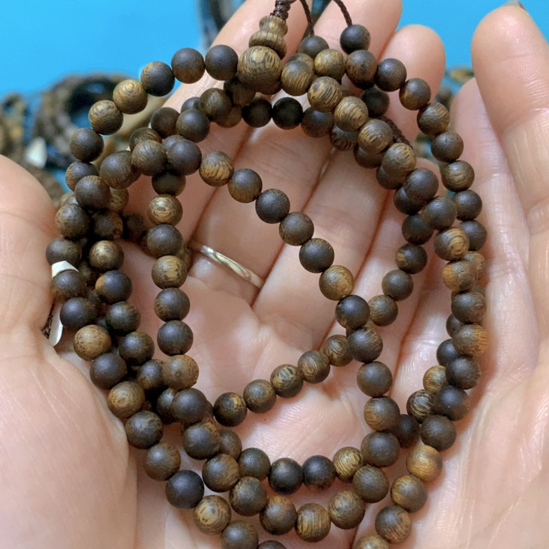 沉香手串蓝宝石卡5-13克多样性发货一条