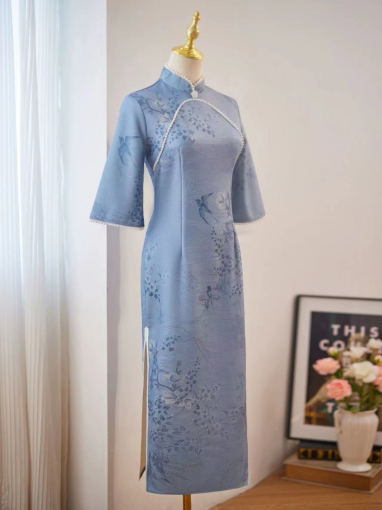717-蓝色 钉珠美玲经 到大袖 绝美  改良 旗袍 
