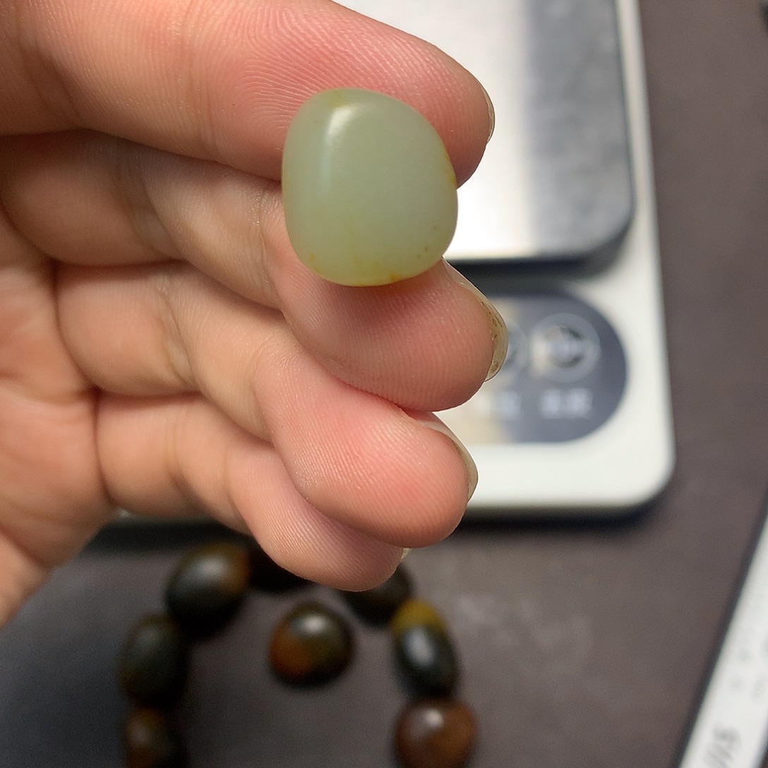 和田玉（糖玉）未镶嵌挂件