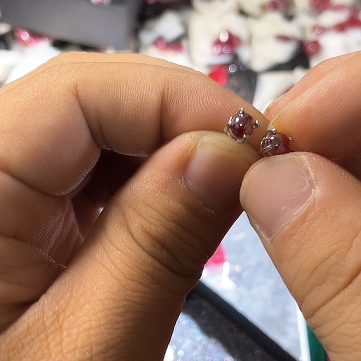 天然辰砂马*奥原石首饰