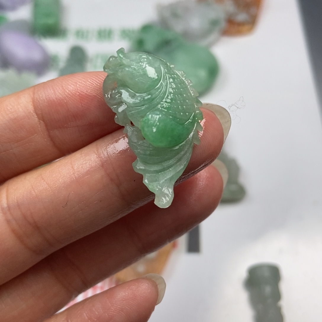 定制翡翠未镶嵌翡翠