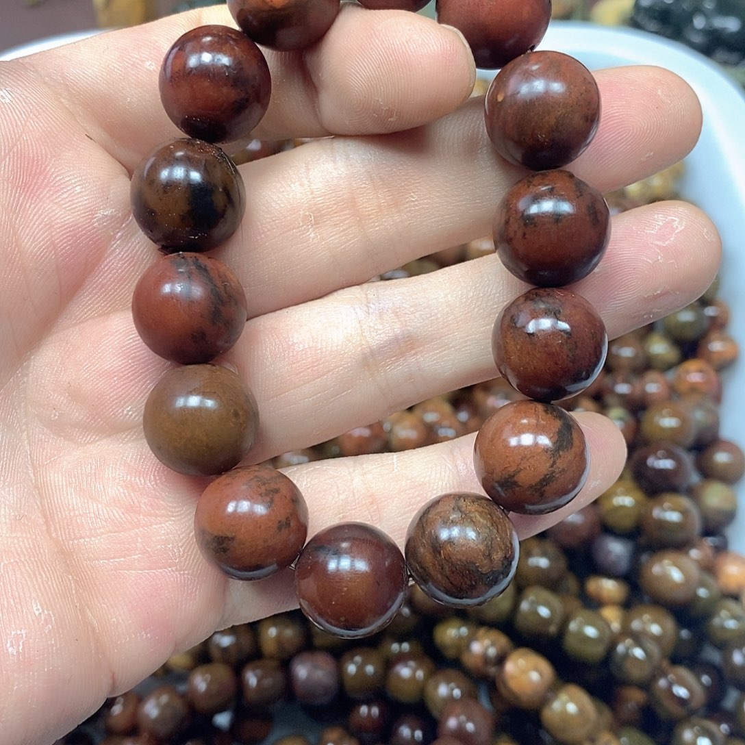 岫岩河磨玉（透闪石质玉）未镶嵌珠宝奇石