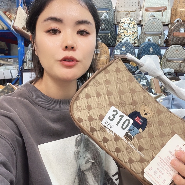 包包包包包包包包