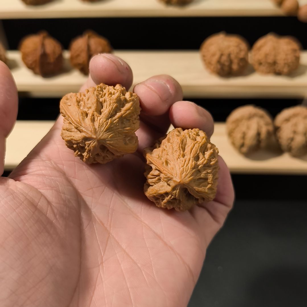 文玩核桃吊坠36野牛