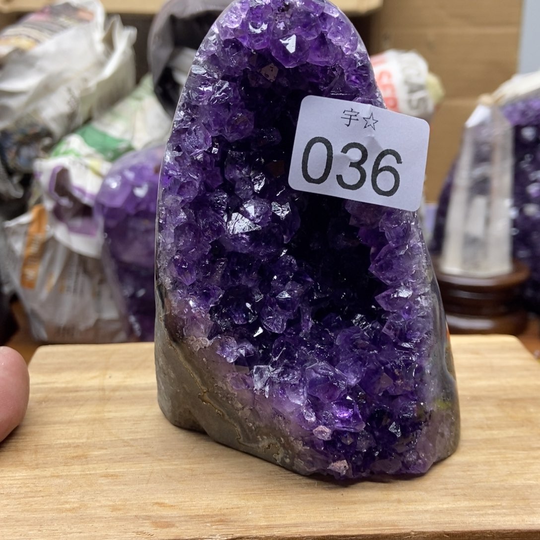 紫晶大型摆件（非配饰）未镶嵌