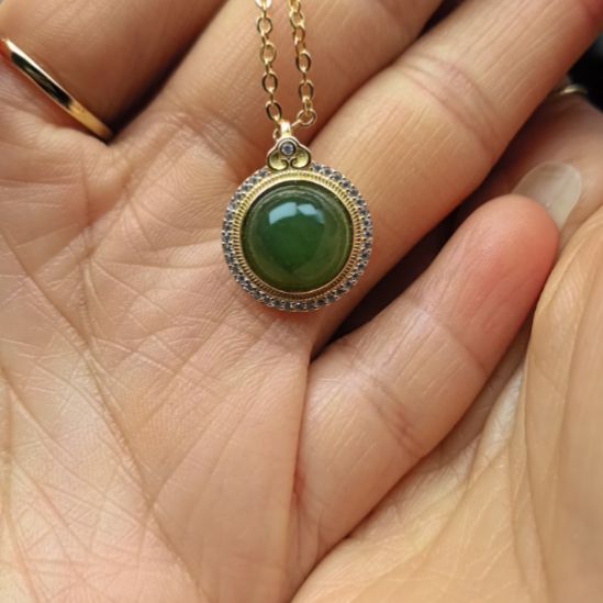 和田玉（碧玉）未镶嵌颈饰