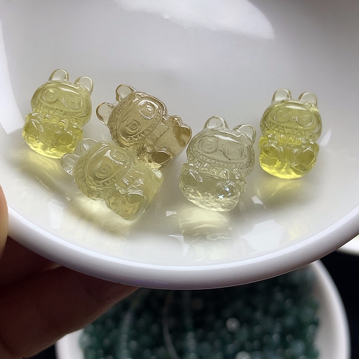 翡翠散珠水晶拉布布一个