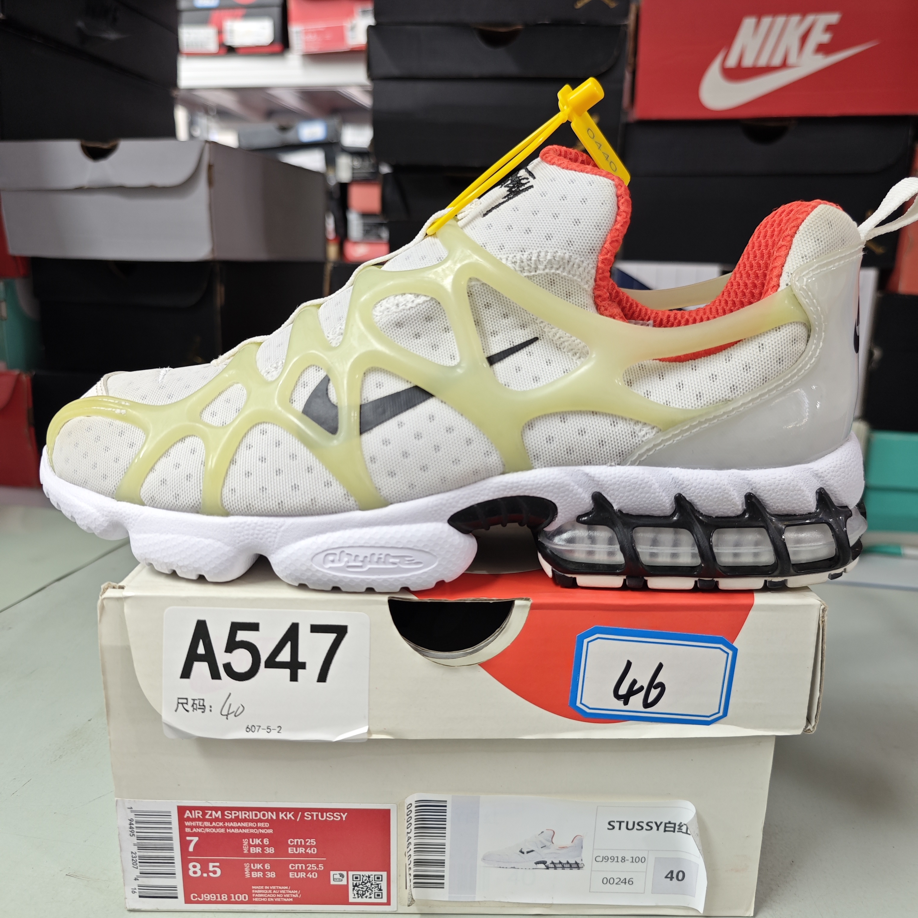 Nike 休闲跑鞋低帮 40码 全新原盒 12月28 A547