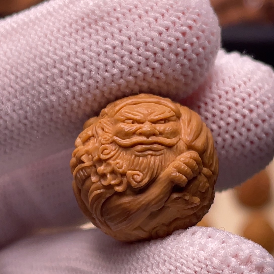 猴头核桃吊坠顶工财宝天王18.5