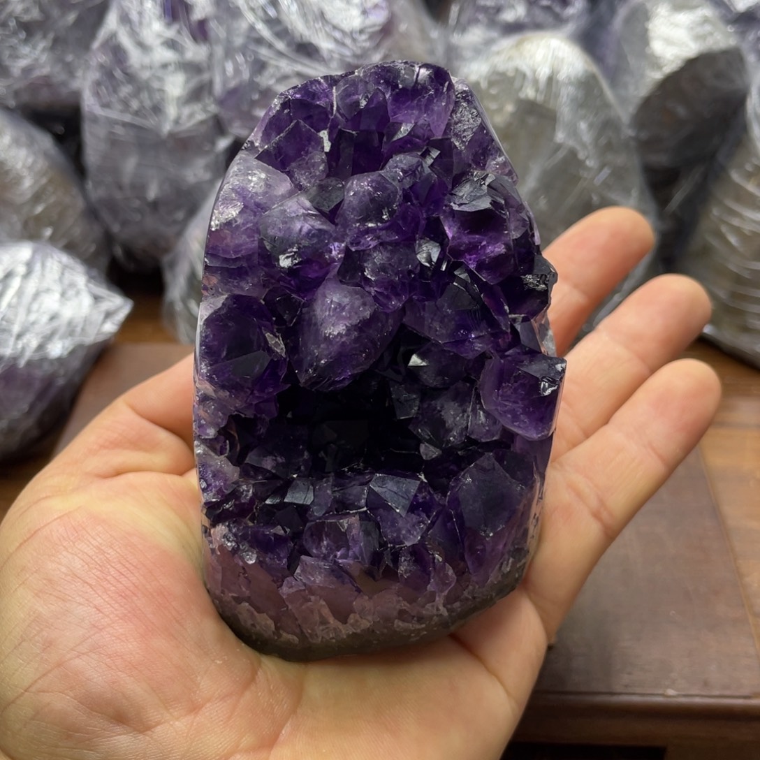 水晶大型摆件（非配饰）未镶嵌