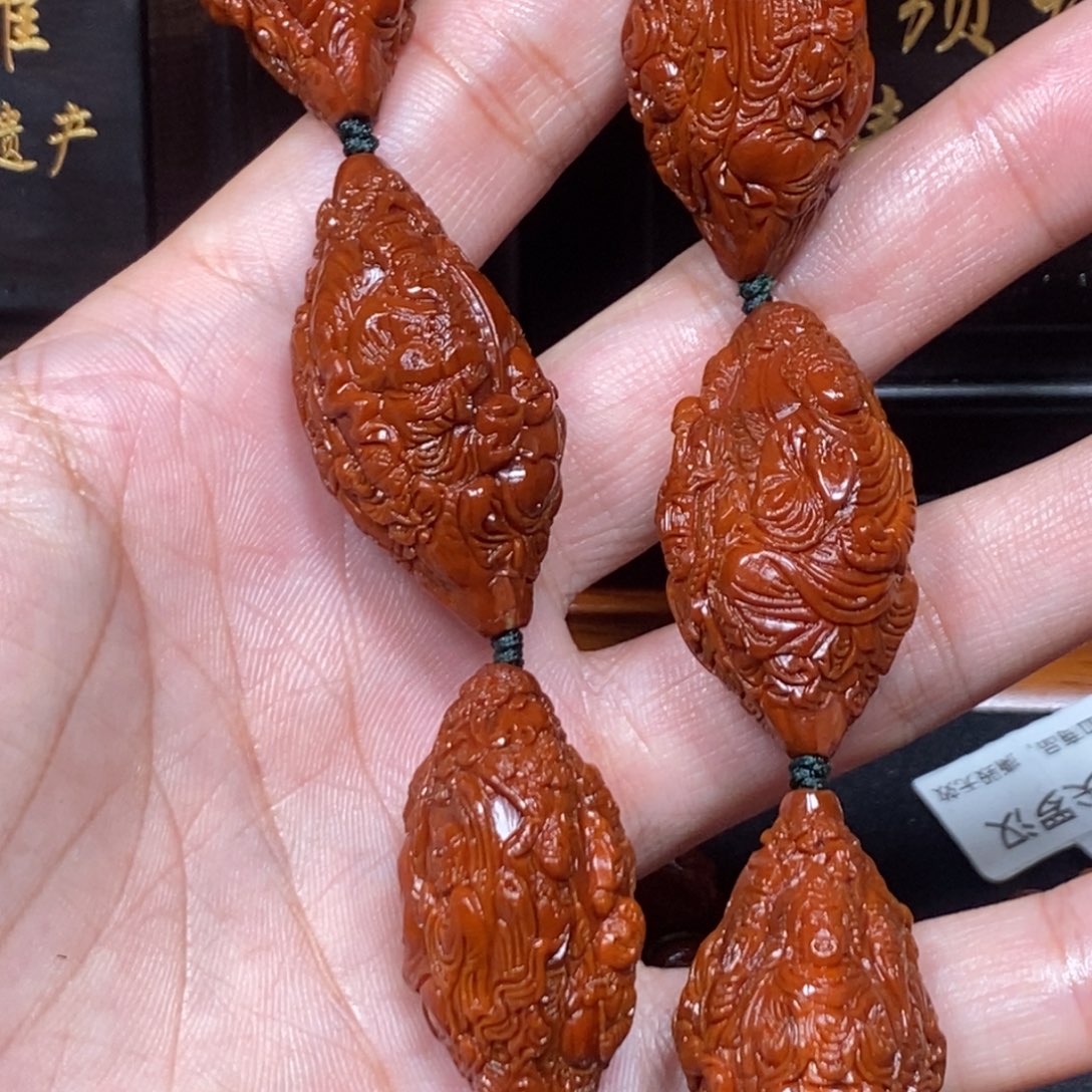 用***6吊坠橄榄核Dhd天上人间