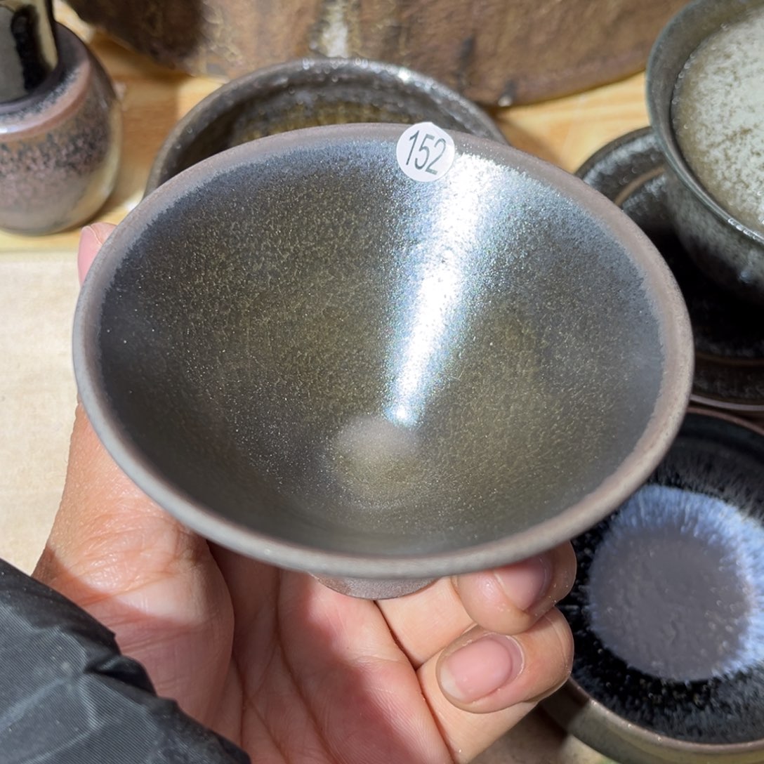 茶盏义兴龙窑坚持真柴烧