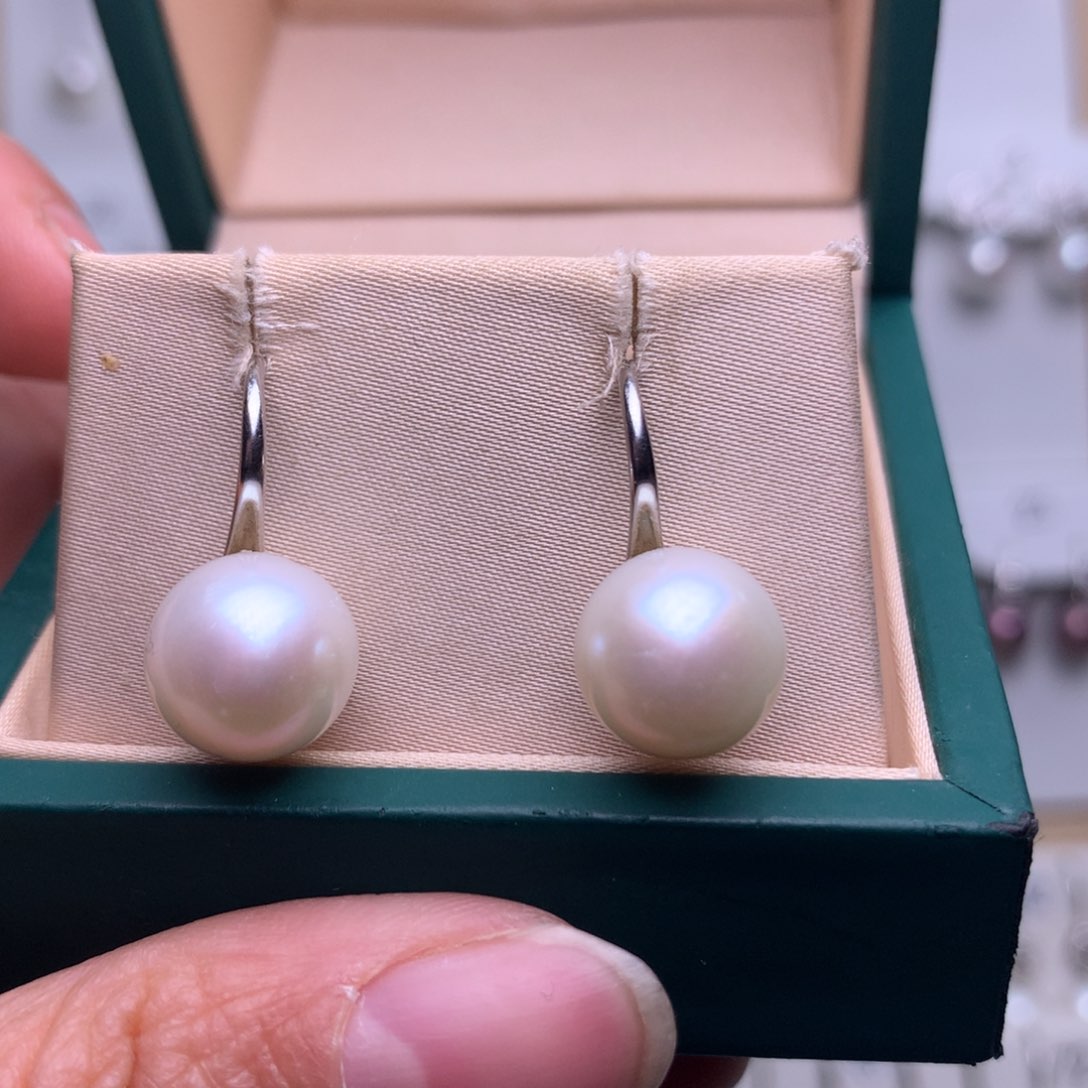 银S925镶嵌耳饰淡水珍珠