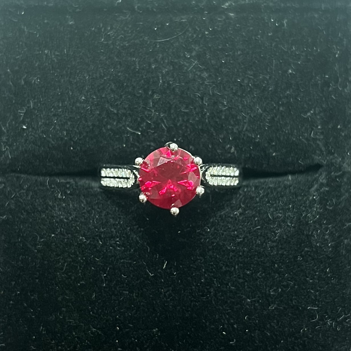  精选B027-典藏轻奢-重工豪华戒指