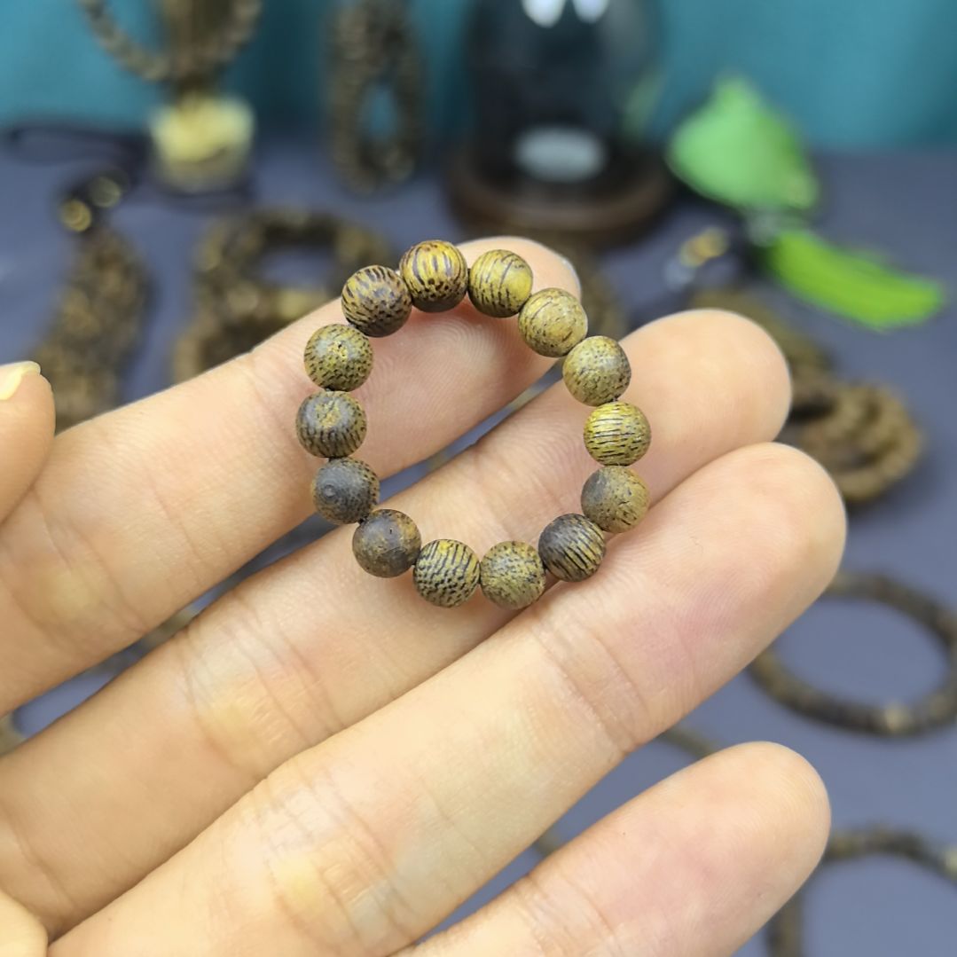 沉香沉香碎屑戒指