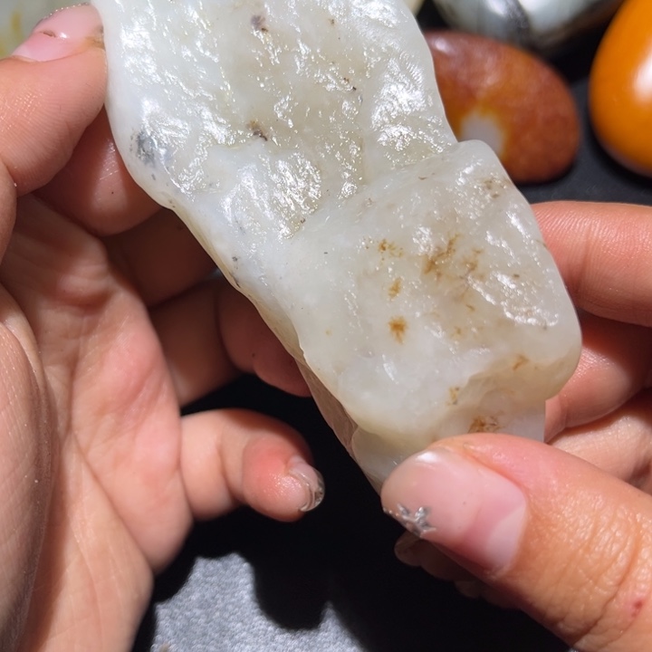 和田玉未镶嵌珠宝奇石