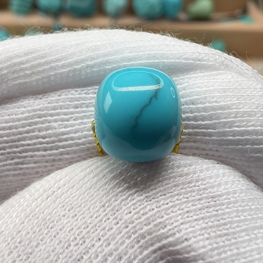 绿松石配饰未镶嵌